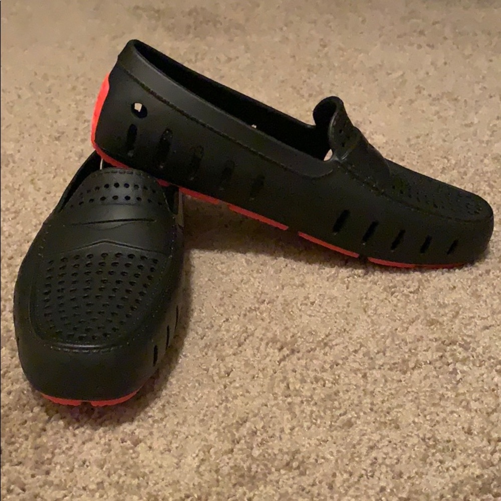 Floafers Men’s Size 10 (Black)